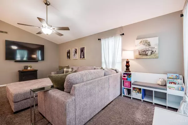 866 Trenton Rd, Trenton, OH 45067