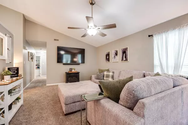 866 Trenton Rd, Trenton, OH 45067