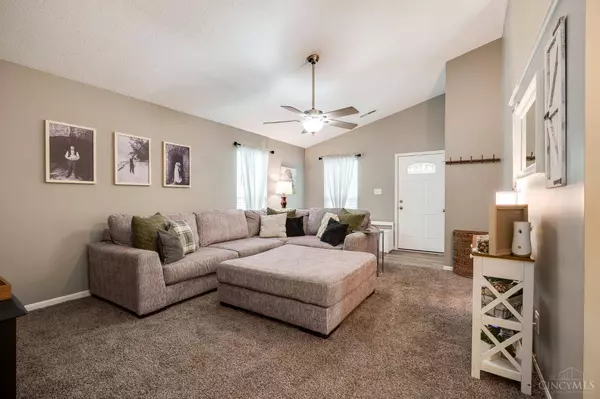 866 Trenton Rd, Trenton, OH 45067