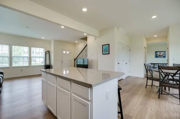 137 Hanford Ln, Monroe, OH 45050