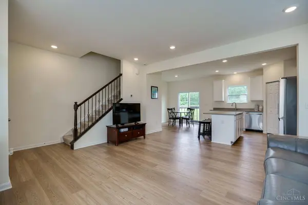 137 Hanford Ln, Monroe, OH 45050