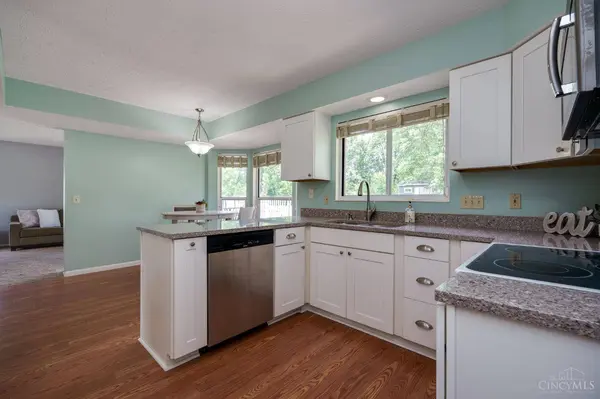 9282 Siebert Ct, West Chester, OH 45069