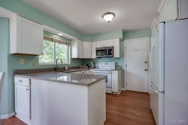 9282 Siebert Ct, West Chester, OH 45069