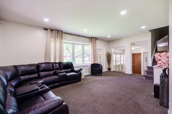 10269 Cheltenham Dr, Colerain Twp, OH 45231