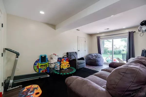 10269 Cheltenham Dr, Colerain Twp, OH 45231