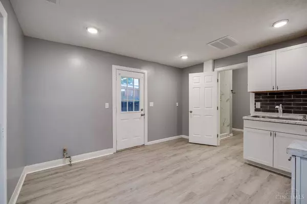 709 Elsmere St, Middletown, OH 45042