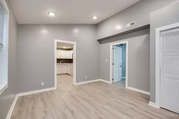 709 Elsmere St, Middletown, OH 45042