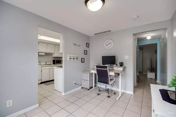 1403 Williamsburg Ct, Fairborn, OH 45324