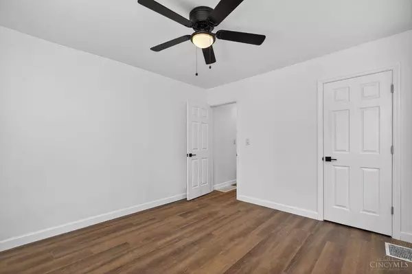 3849 Oak Crest Ave, Silverton, OH 45236