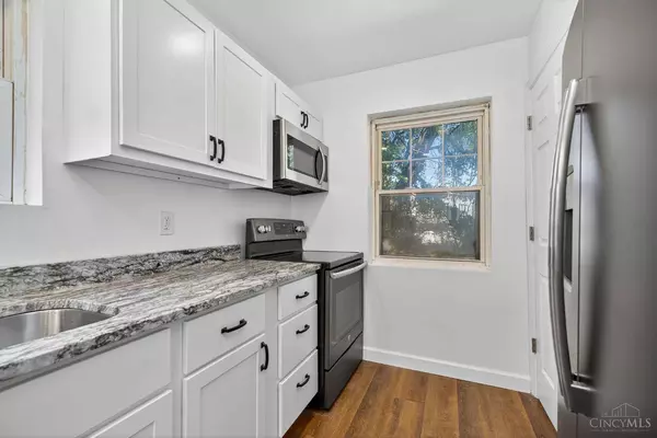 3849 Oak Crest Ave, Silverton, OH 45236