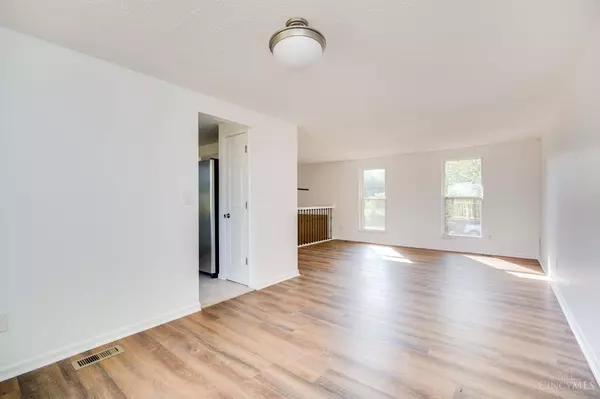 11492 Pippin Rd, Colerain Twp, OH 45231