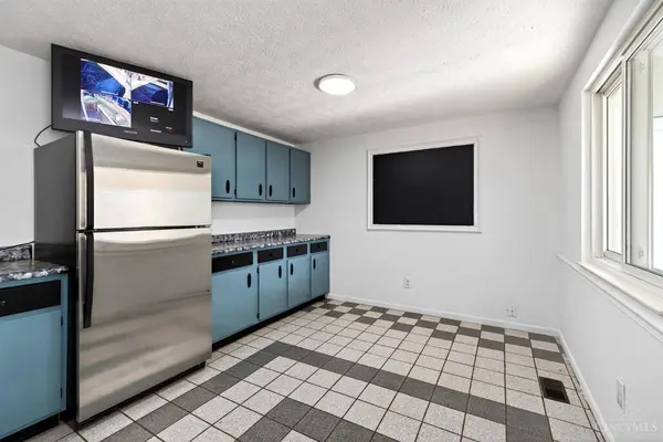 1847 Del Rio Dr, Hanover Twp, OH 45013