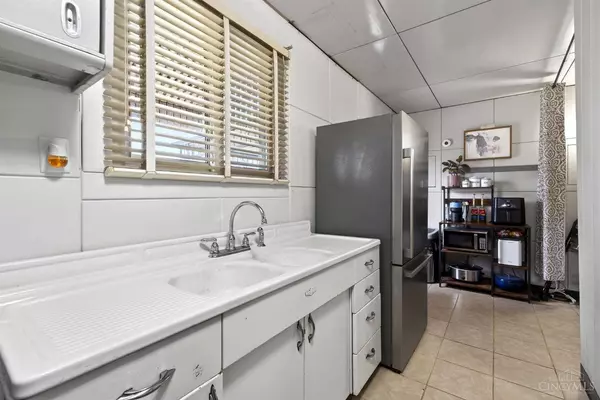 506 Aberdeen Dr, Middletown, OH 45042