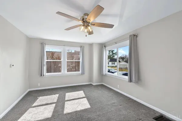 2044 Caldwell St, St Clair Twp, OH 45011