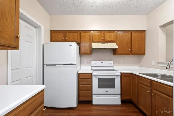 200 Gateway Dr #H, Milford, OH 45150