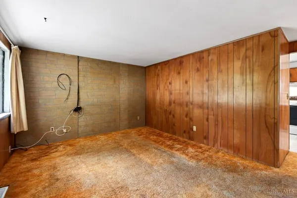 96 Chickasaw Dr, Hamilton, OH 45013