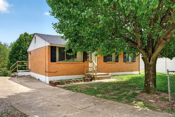 96 Chickasaw Dr, Hamilton, OH 45013