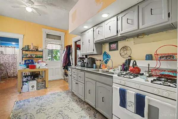 228 Central Ave, Cincinnati, OH 45215