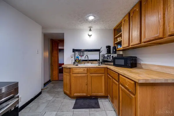 4871 Layhigh Rd, Morgan Twp, OH 45013