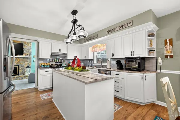 699 Columbia Rd, Hamilton, OH 45013