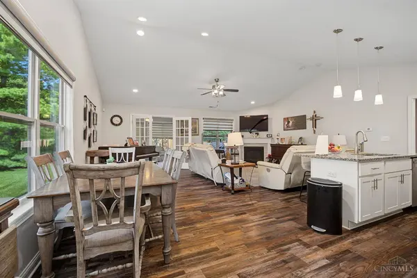 746 Villa Ct, Trenton, OH 45067
