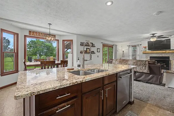 3965 Tolbert Rd, Trenton, OH 45067