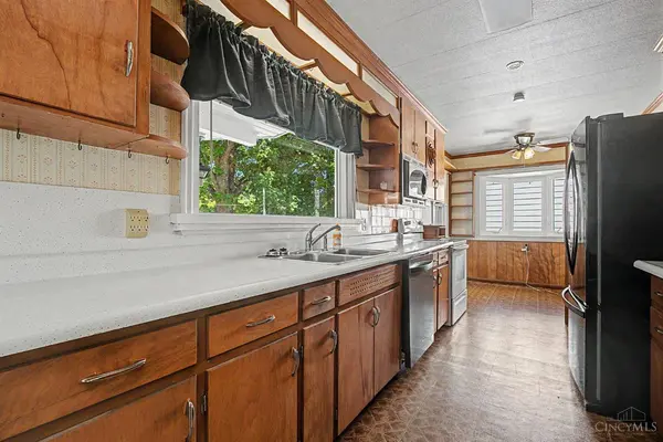 933 N High St, Hillsboro, OH 45133