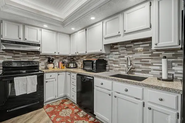 755 Hidden Cir, Washington Twp, OH 45458