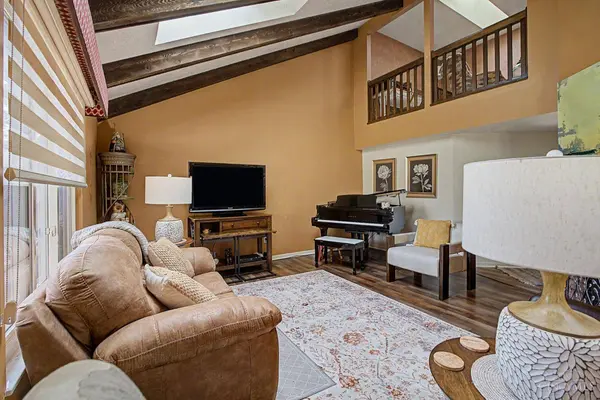 755 Hidden Cir, Washington Twp, OH 45458
