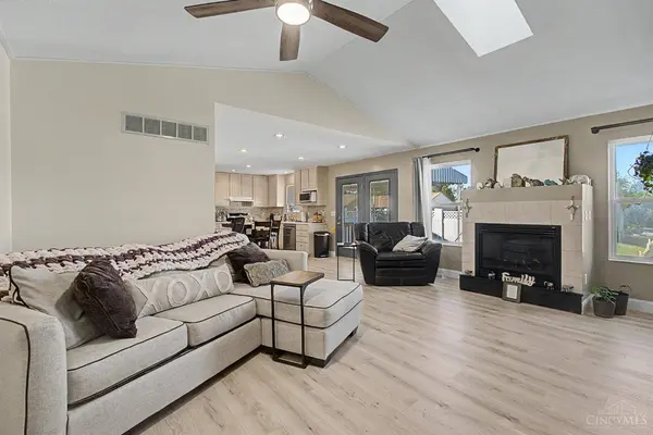 1248 Carriage Hill Ln, Hamilton, OH 45013
