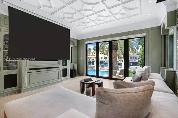 168 Fiesta Way, Fort Lauderdale, FL 33301