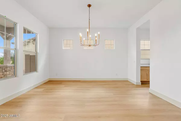 20501 E SONOQUI Boulevard, Queen Creek, AZ 85142