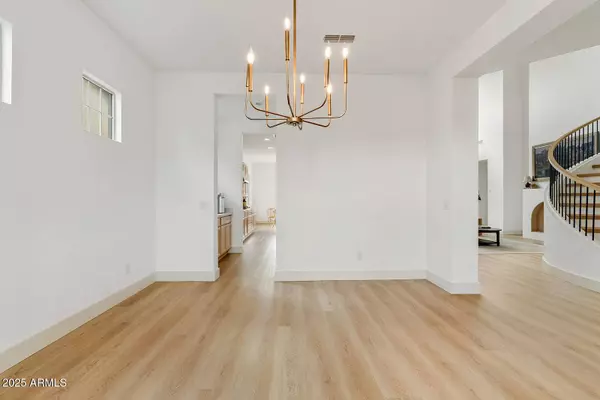 20501 E SONOQUI Boulevard, Queen Creek, AZ 85142