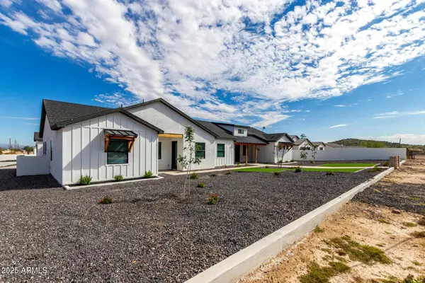 28673 N THOMPSON Road, San Tan Valley, AZ 85144