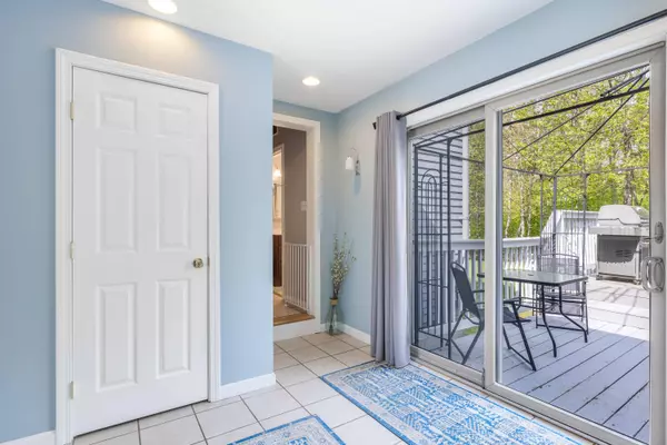 531 Emerys Bridge RD, South Berwick, ME 03908