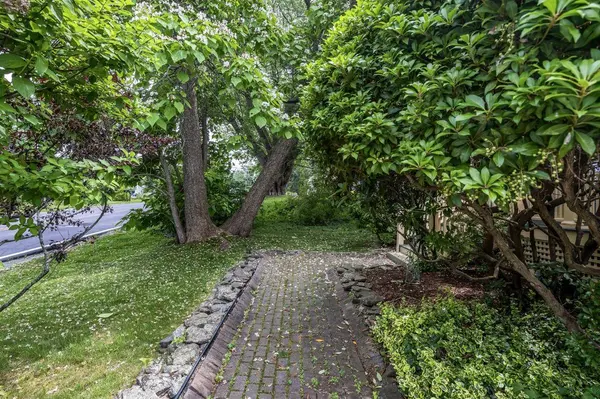 493 Main ST, Eliot, ME 03903