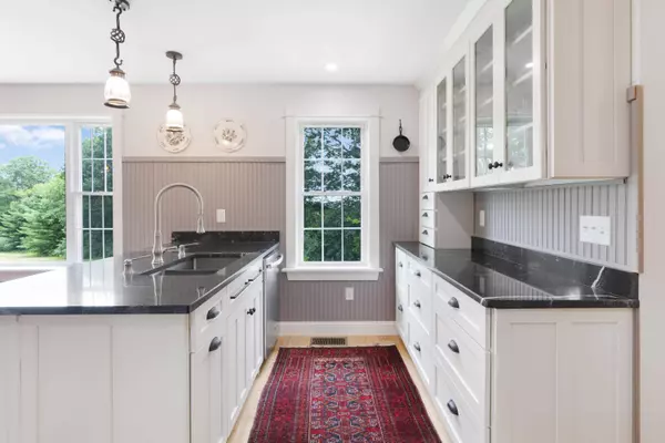 29 Folly Farm RD, Lebanon, ME 04027