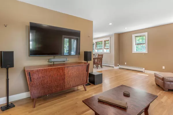 9 Garden ST, Portsmouth, NH 03801