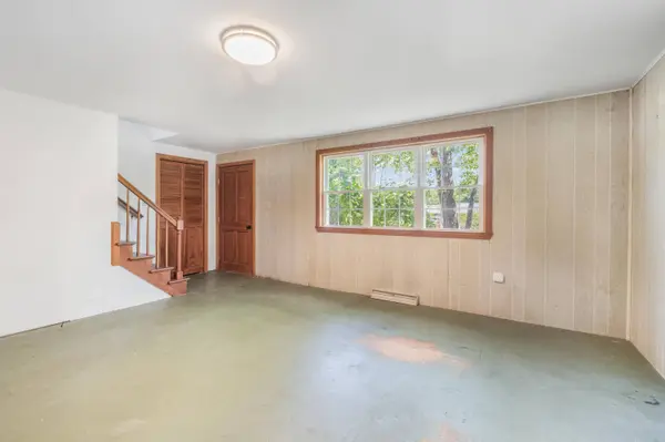 33 Norton RD, Kittery, ME 03904