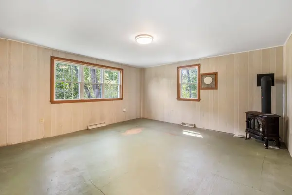 33 Norton RD, Kittery, ME 03904