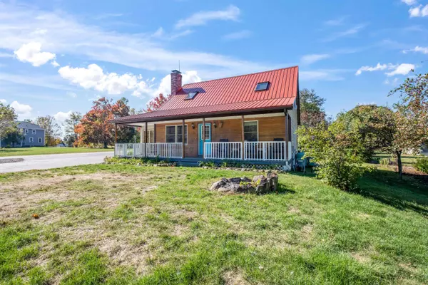 222 Lebanon RD, North Berwick, ME 03906