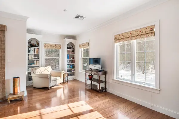 100 Shepard's Cove RD #G107, Kittery, ME 03904