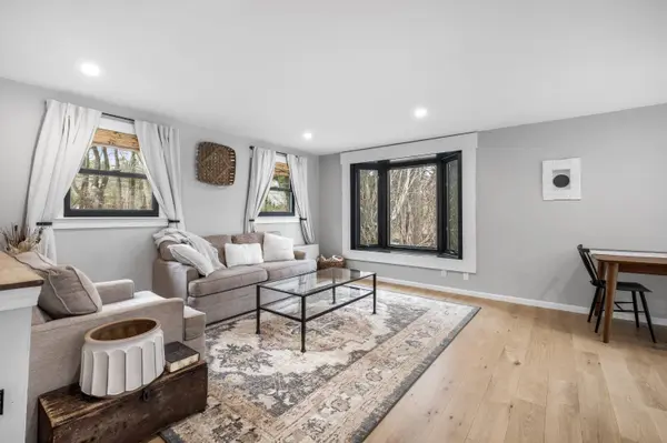 7 Camden AVE, York, ME 03909