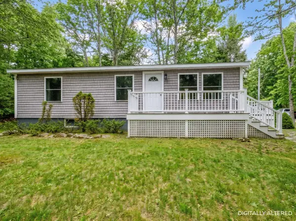 2 Mckenna LN, York, ME 03909