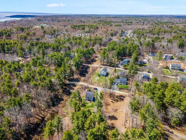 33 Paul ST, York, ME 03909