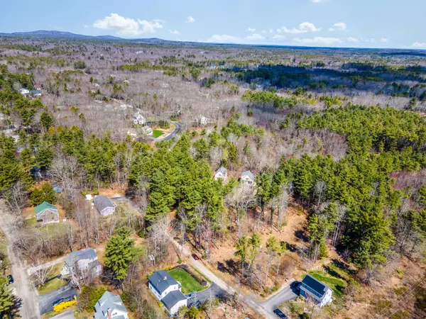 33 Paul ST, York, ME 03909