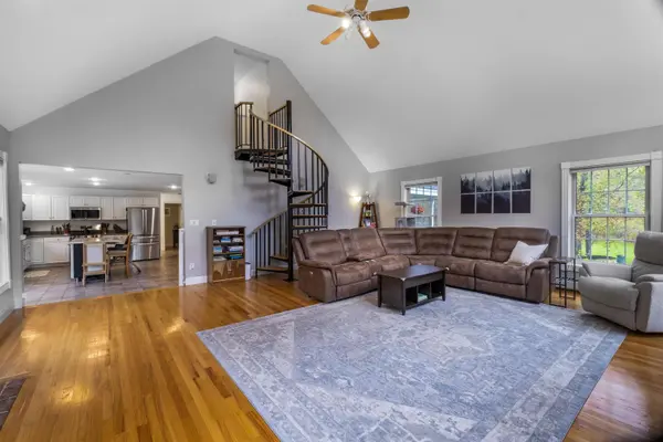 278 Long Hill RD, Dover, NH 03820