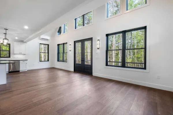 141 Logging RD, York, ME 03902