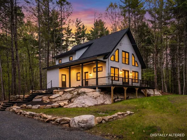141 Logging RD, York, ME 03902