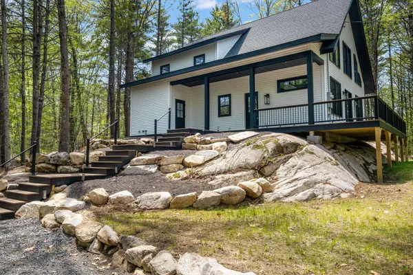 141 Logging RD, York, ME 03902